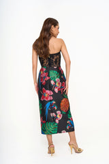 Back view of the Valentino skirt, emphasizing the sleek finish of the concealed zip and the subtle back vent for ease of movement, available for rental in Kuala Lumpur, Malaysia.