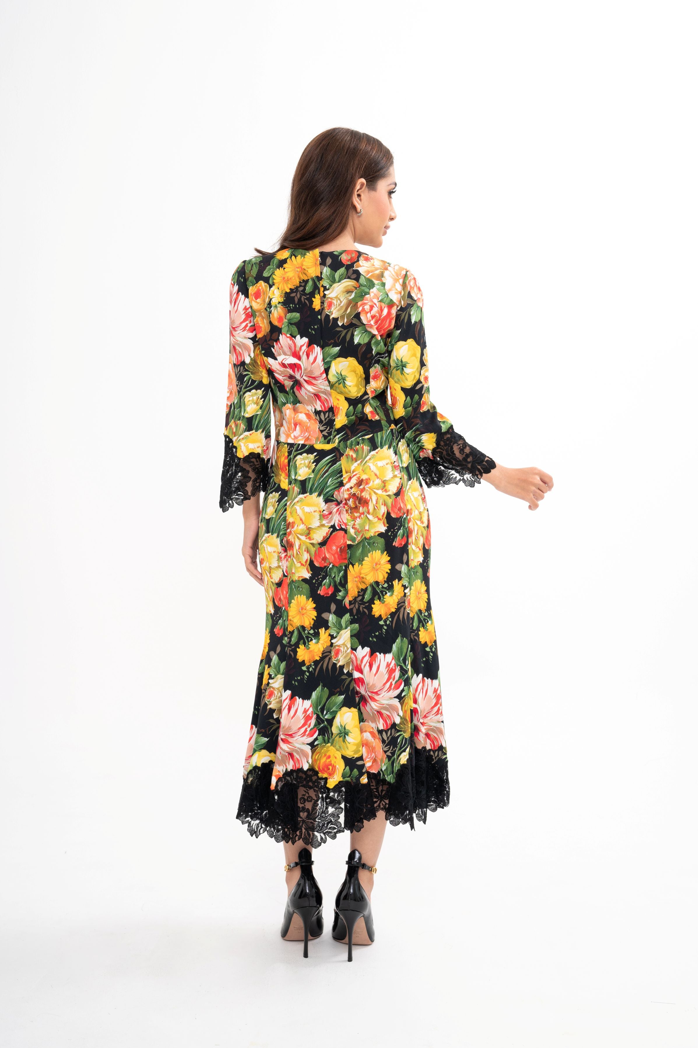 DOLCE & GABBANA  Lace-trimmed floral-print crepe midi dress (IT40)